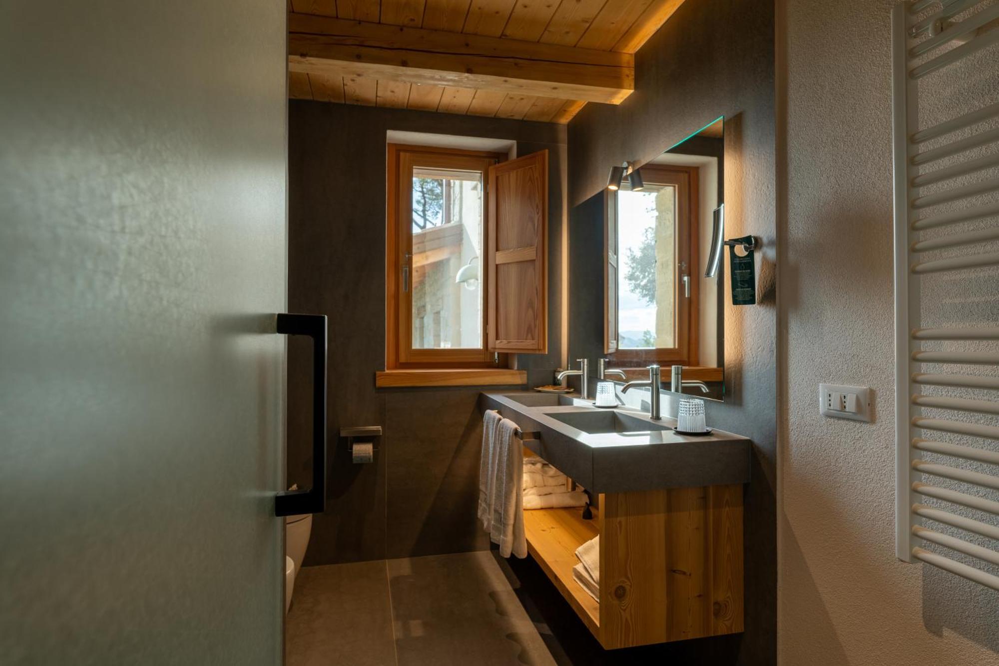 Aura Relais Hotel Urbino Exterior photo